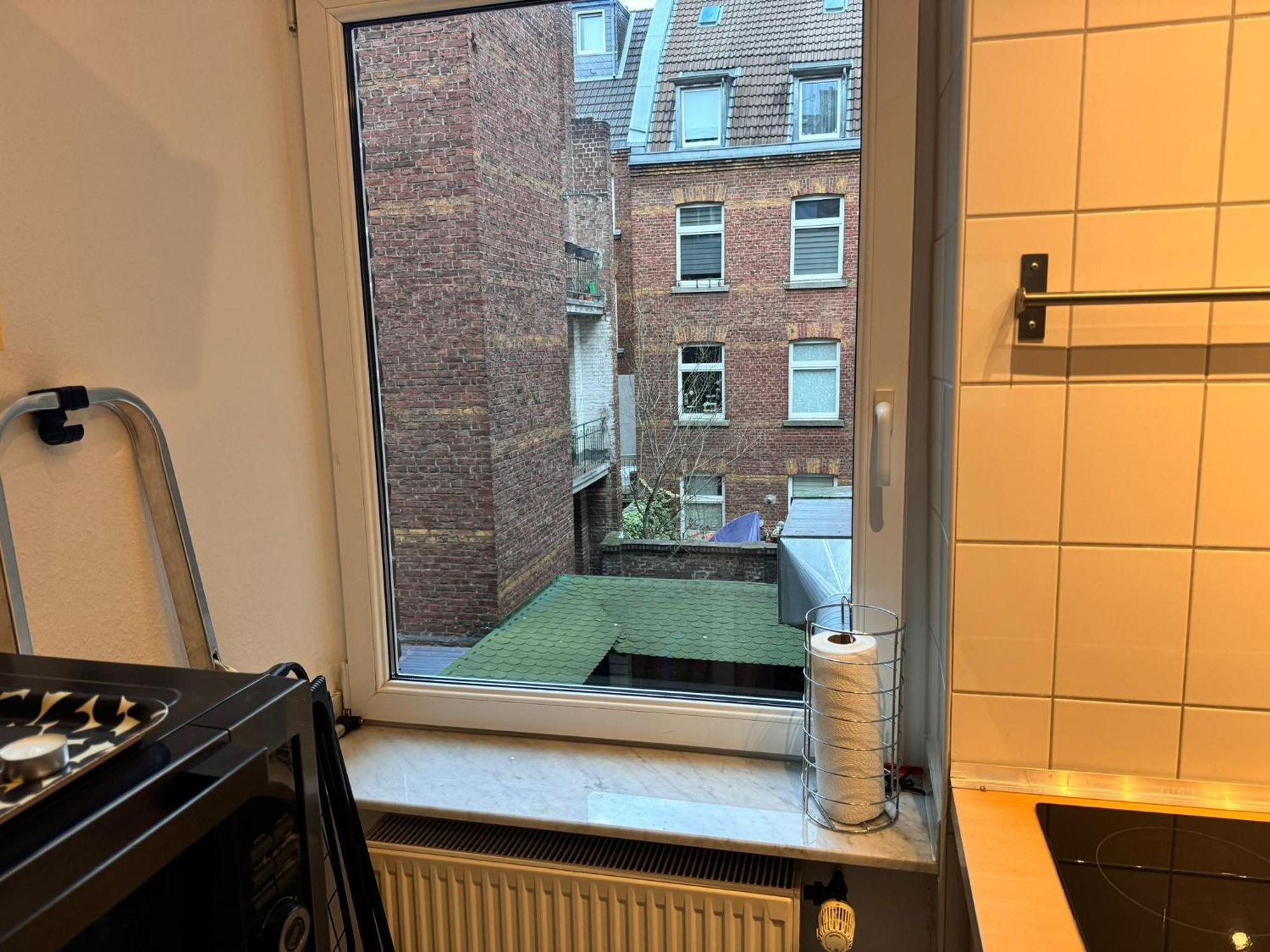 3-room In Centre * Köln